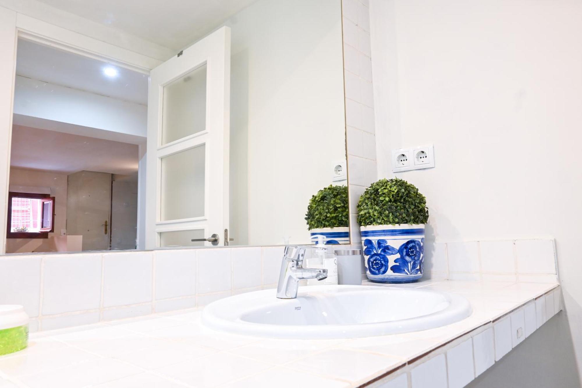 For You Rentals Alfonso XIII Apartment Temporal Axiii83 Madrid Exterior photo