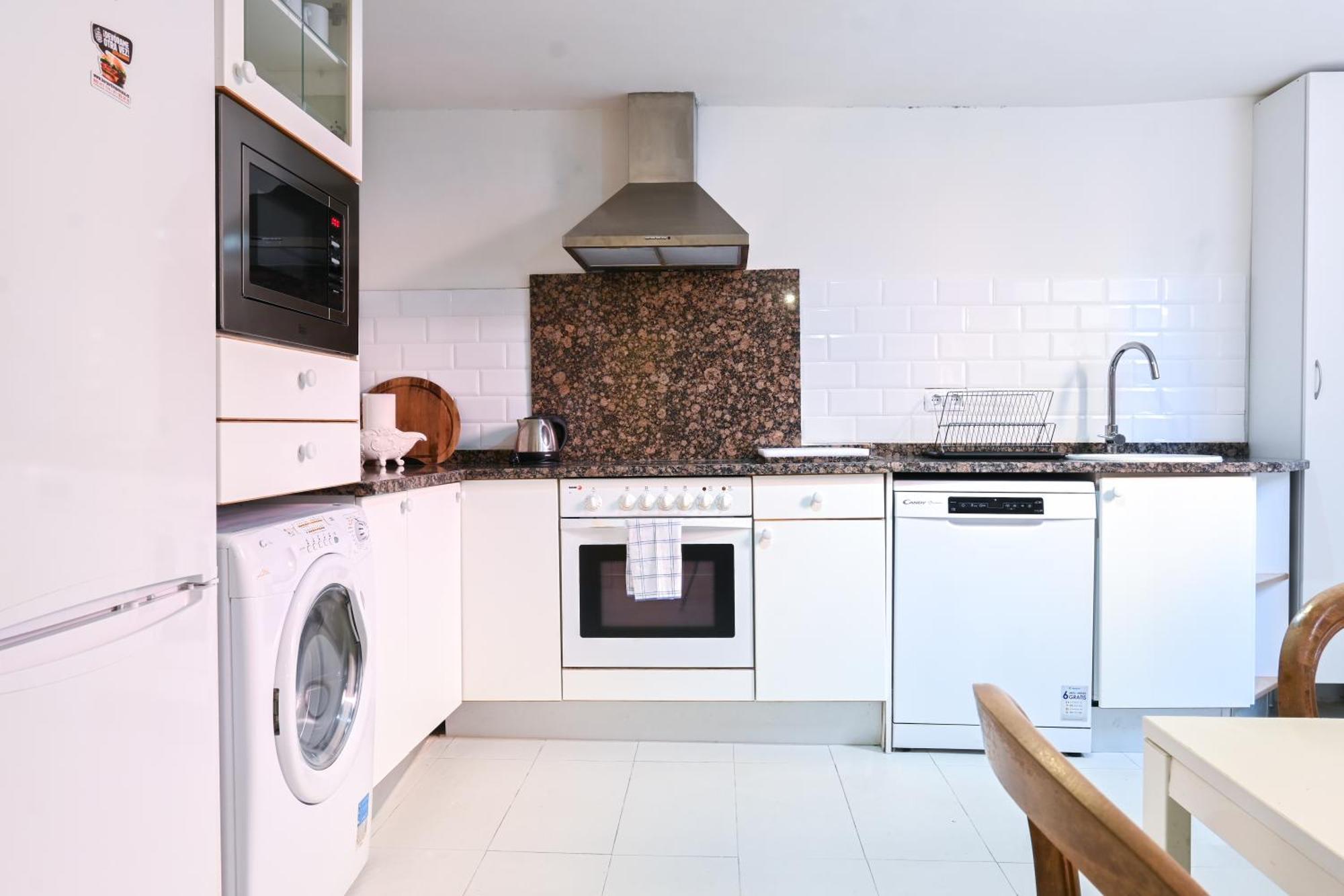 For You Rentals Alfonso XIII Apartment Temporal Axiii83 Madrid Exterior photo